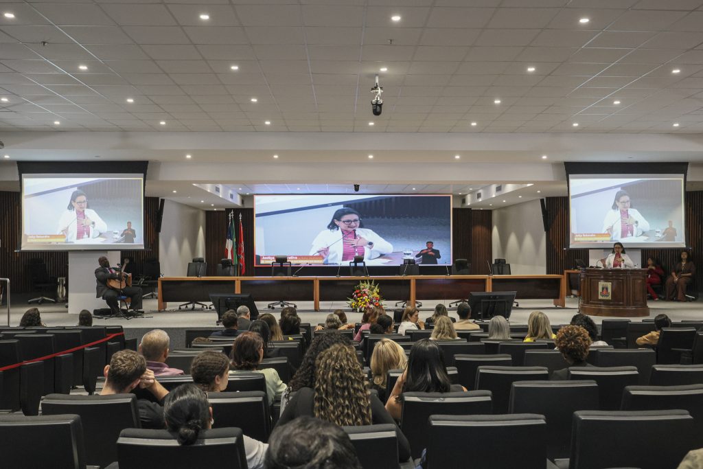 Evento no TJBA celebra os 20 anos da Justiça Restaurativa na Bahia e lança 6ª edição da Revista Consenso    