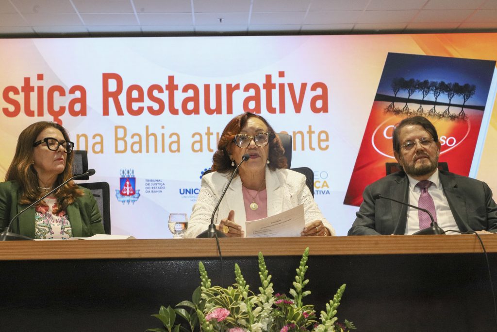 Evento no TJBA celebra os 20 anos da Justiça Restaurativa na Bahia e lança 6ª edição da Revista Consenso    