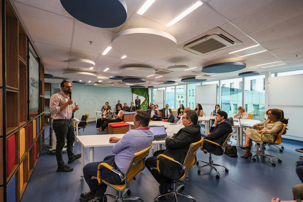Oficina no AxéLab reúne magistrados e servidores para definir desafios do Hackathon do TJBA   