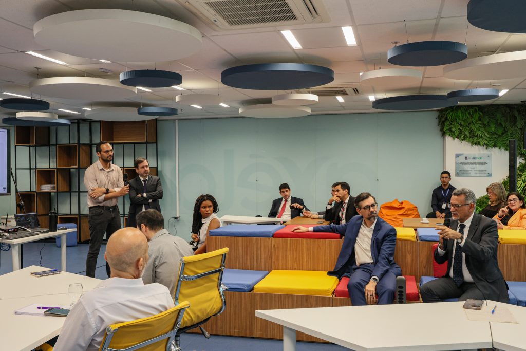Oficina no AxéLab reúne magistrados e servidores para definir desafios do Hackathon do TJBA   