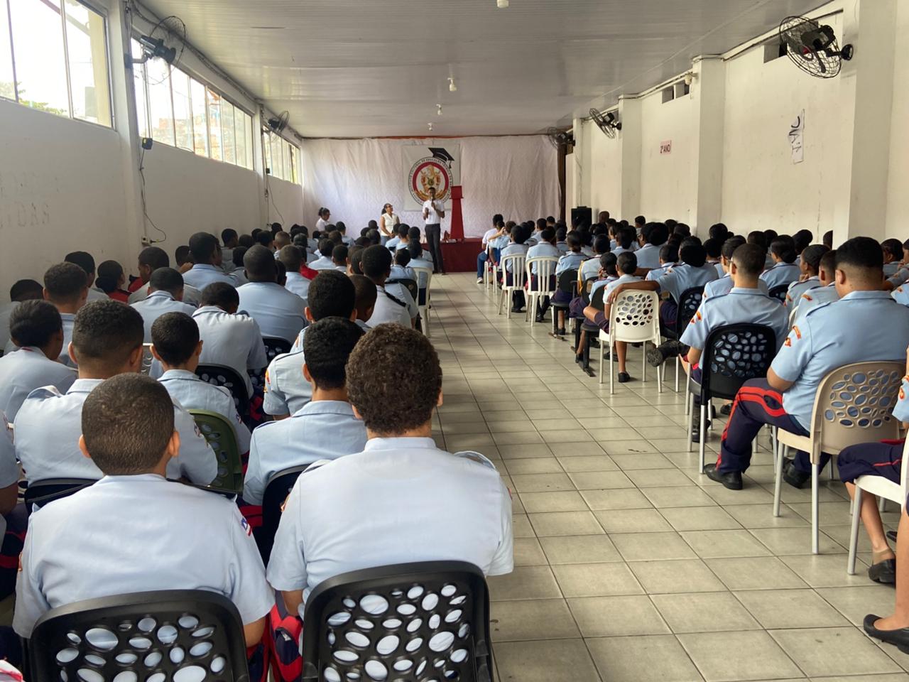 TJBA promove palestra sobre violência doméstica na Escola Técnica São Joaquim   