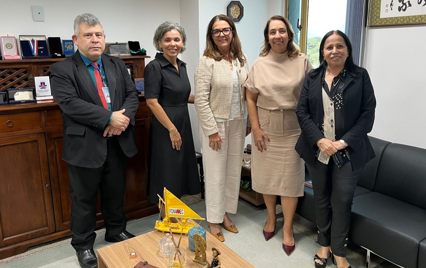 TJBA e Procon discutem parceria para fortalecer a defesa dos direitos do consumidor   