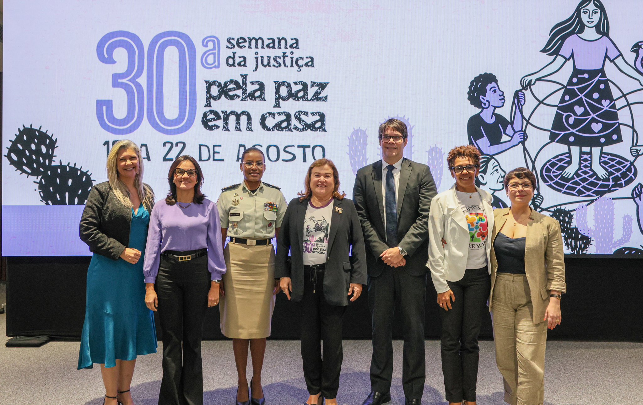 Abertura da 30ª Semana da Justiça pela Paz em Casa reúne autoridades e especialistas no TJBA   