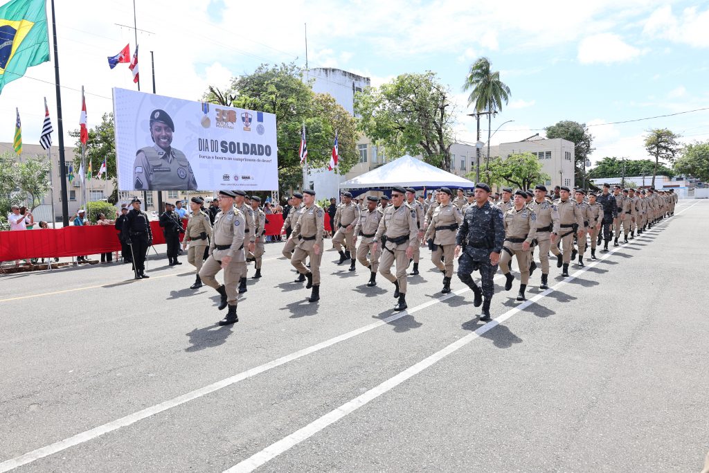 Integrantes do GSI recebem Medalha Valor de Tropa em cerimônia do Dia do Soldado   
