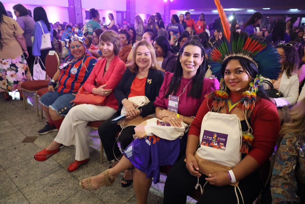 Desembargadora Nágila Brito participa da abertura da 5ª Conferência Estadual de Políticas para Mulheres   