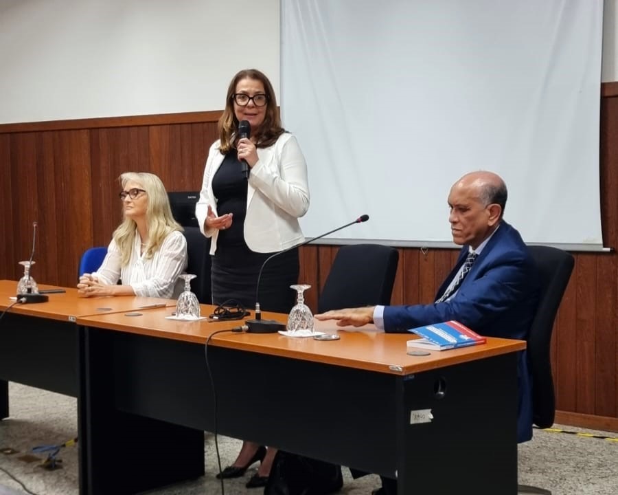 Superendividamento: Unicorp-TJBA realiza oficina para magistrados(as) e mesa redonda com foco nas relações de consumo    