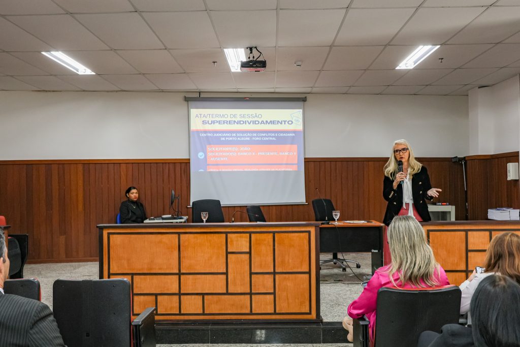 Superendividamento: Unicorp-TJBA realiza oficina para magistrados(as) e mesa redonda com foco nas relações de consumo    