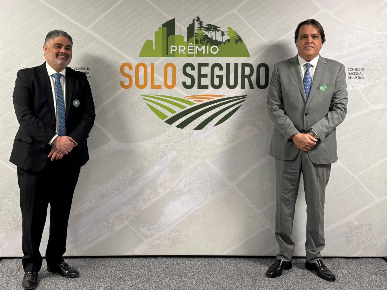 Núcleo de Regularização Fundiária do TJBA recebe Prêmio Solo Seguro 2025 e menção honrosa do CNJ  