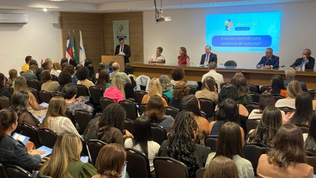 Coordenador do Comitê Executivo Estadual do Fonajus, Desembargador Mário Albiani Júnior participa do XX Congresso da Associação Bahiana de Medicina  