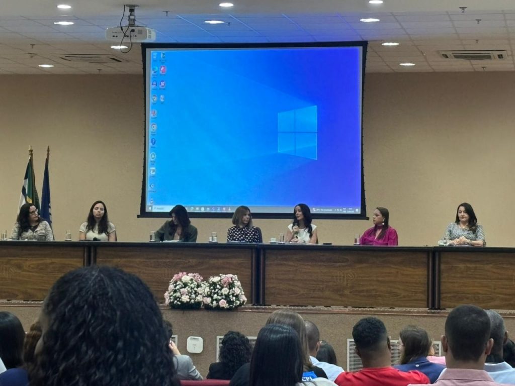 Controladora-Geral do TJBA participa do I Congresso de Mulheres no Controle da Gestão Pública   