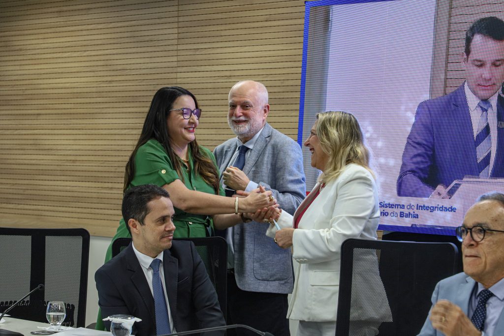 TJBA oficializa a implantação do seu Sistema de Integridade    