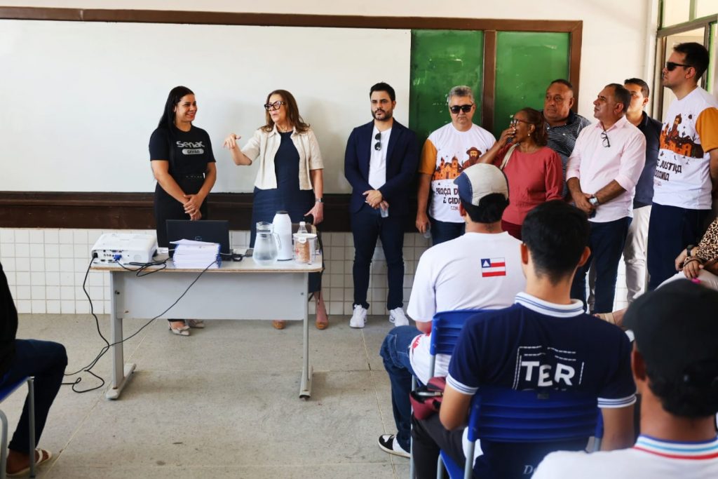 Abertura da Praça de Justiça e Cidadania em Canudos reúne mutirão de serviços oferecidos à população e conteúdo histórico; programação segue até dia 3 de outubro   