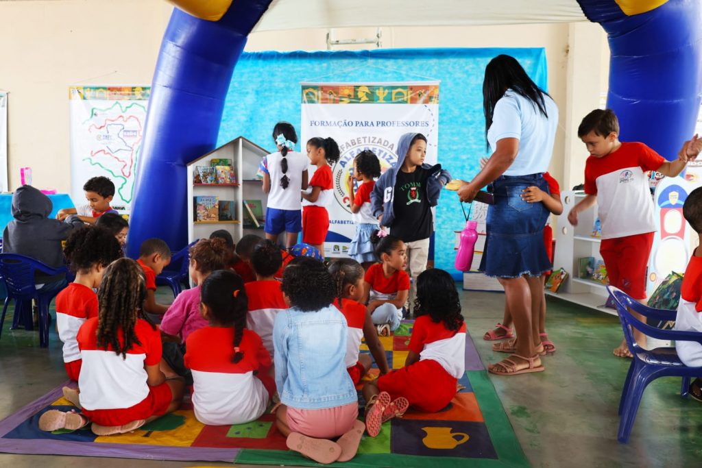 Abertura da Praça de Justiça e Cidadania em Canudos reúne mutirão de serviços oferecidos à população e conteúdo histórico; programação segue até dia 3 de outubro   