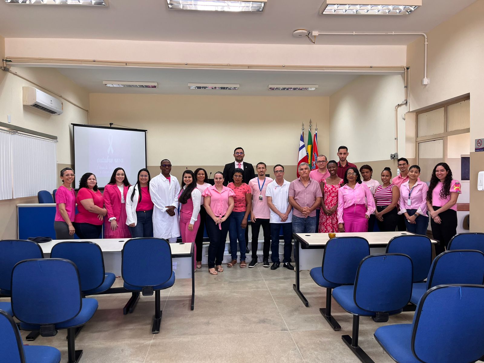 Comarca de Igaporã realiza palestra alusiva ao Outubro Rosa   