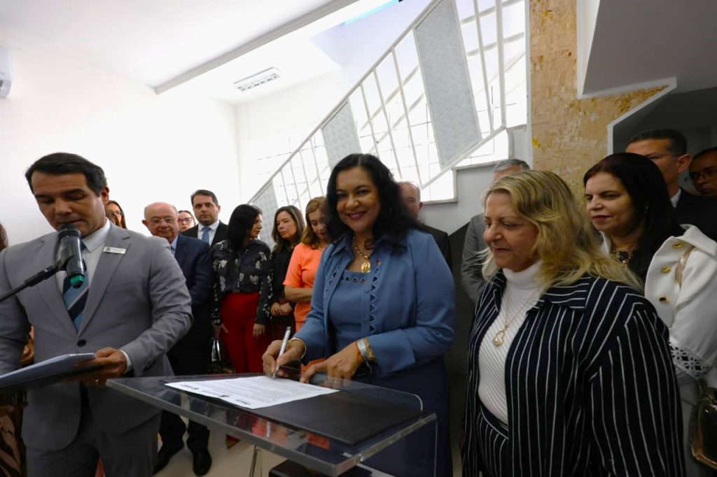 TJBA instala 2ª Vara de Violência Doméstica contra a Mulher e mais um Cejusc em Feira de Santana