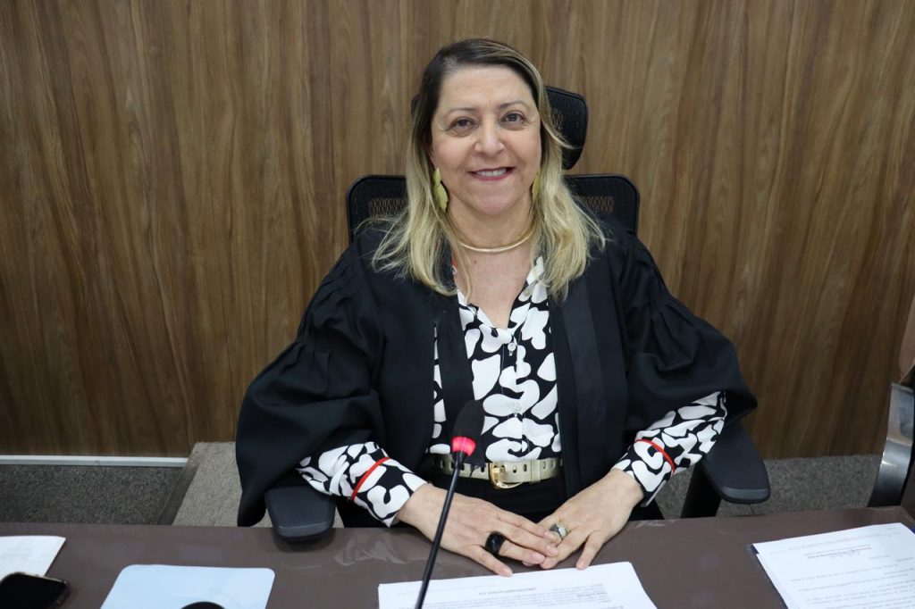 Vice-Presidente do CONSEPRE, Desembargadora Cynthia Resende, assina no CNJ Acordo de Cooperação Técnica para fomentar a adoção da Medida Protetiva de Urgência Eletrônica, em nível nacional  