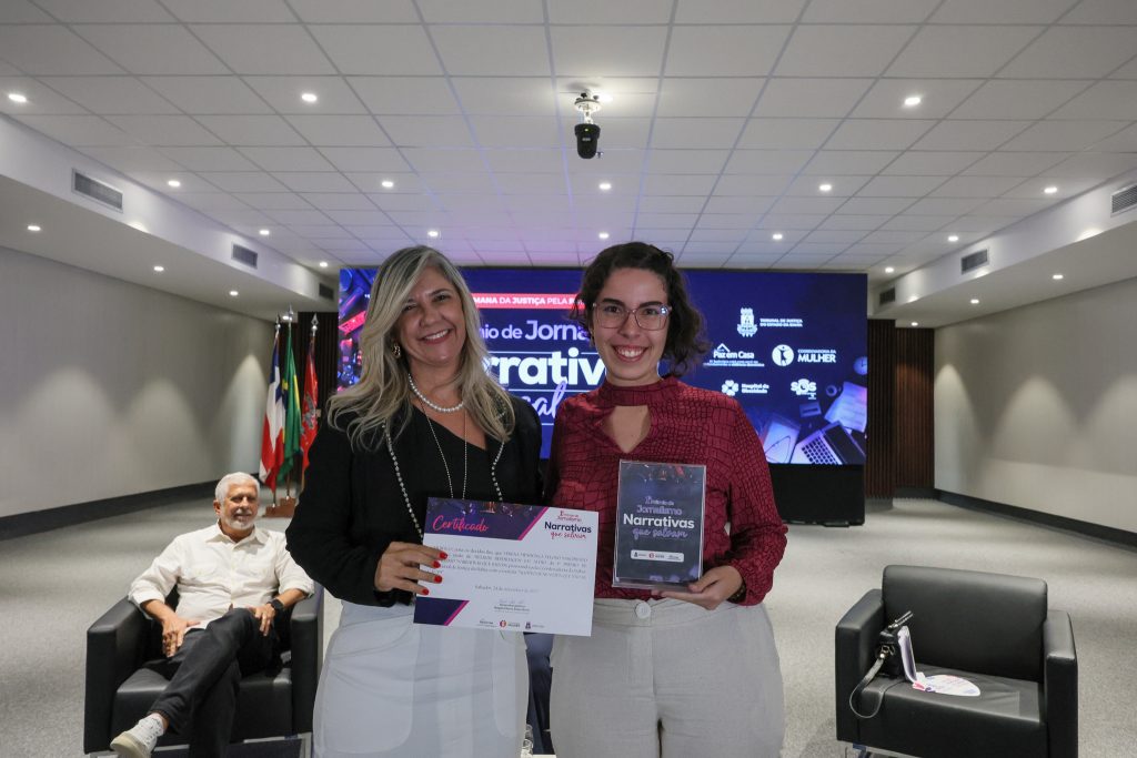 Premiação do TJBA a jornalistas e debate sobre o papel da mídia no enfrentamento à violência contra as mulheres marcam a abertura da 31ª Semana da Justiça pela Paz em Casa   