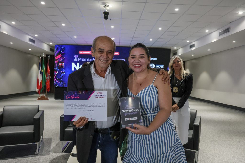 Premiação do TJBA a jornalistas e debate sobre o papel da mídia no enfrentamento à violência contra as mulheres marcam a abertura da 31ª Semana da Justiça pela Paz em Casa   