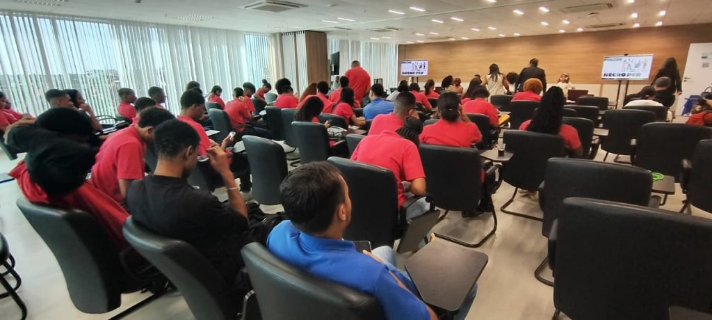 Interseccionalidade entre raça e deficiência é tema de roda de conversa no Novembro Negro PCD do TJBA   