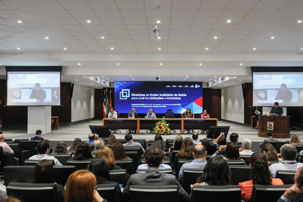 Capacitação coloca o TJBA em posição pioneira no processo de licitações públicas