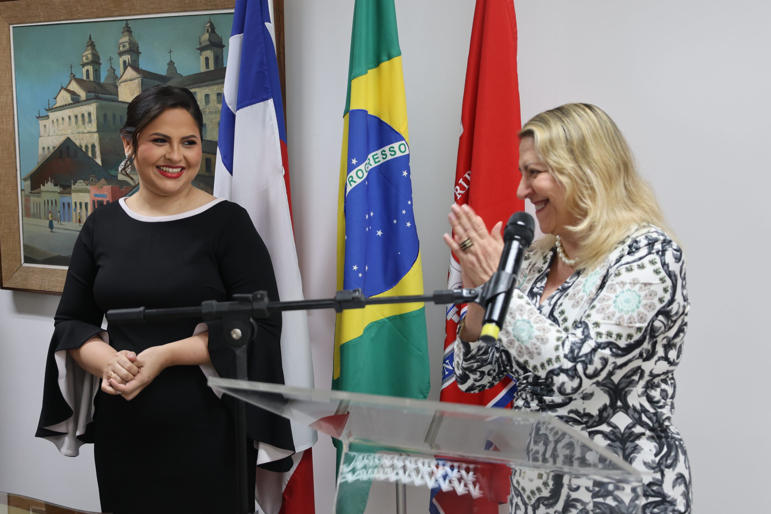 Presidente empossa nova Juíza no TJBA após aprovação em concurso público   