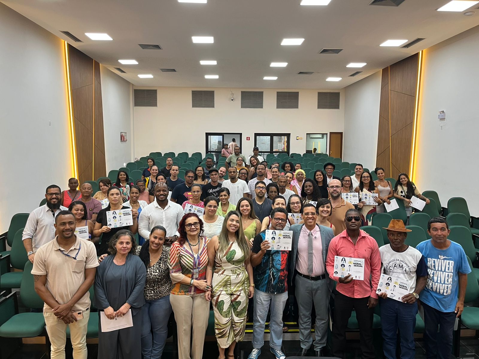 TJBA marca presença em evento de celebração ao Dia do Servidor na comarca de São Francisco do Conde   