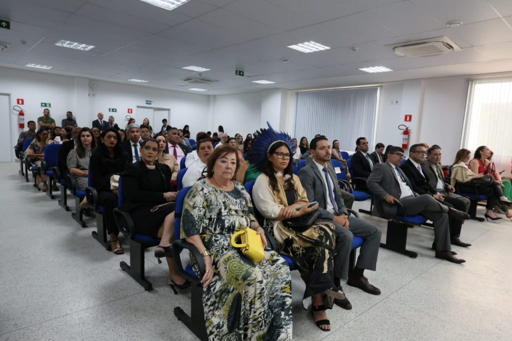 Presidente Cynthia Resende instala 1ª Vara de Família e CEJUSC em Eunápolis; semana é marcada por diversas ações no sul do Estado