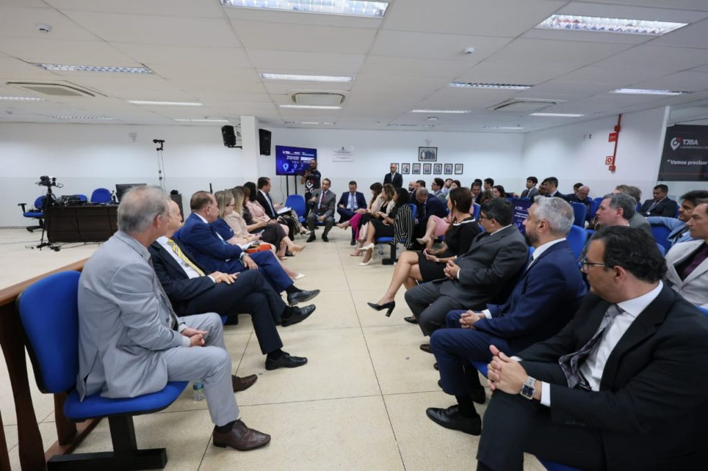 TJBA Mais Perto disponibiliza diversos serviços e avança na garantia do acesso a Justiça em Porto Seguro     