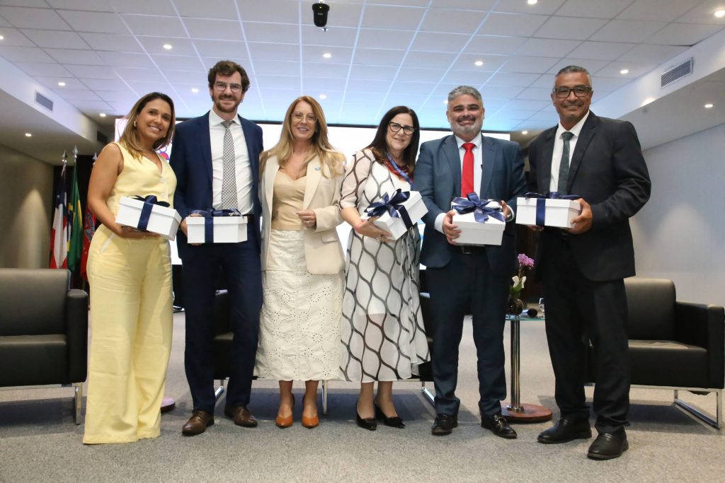 Magistrados do TJBA lideram painéis sobre gestão e inovação no ARIBA 2025