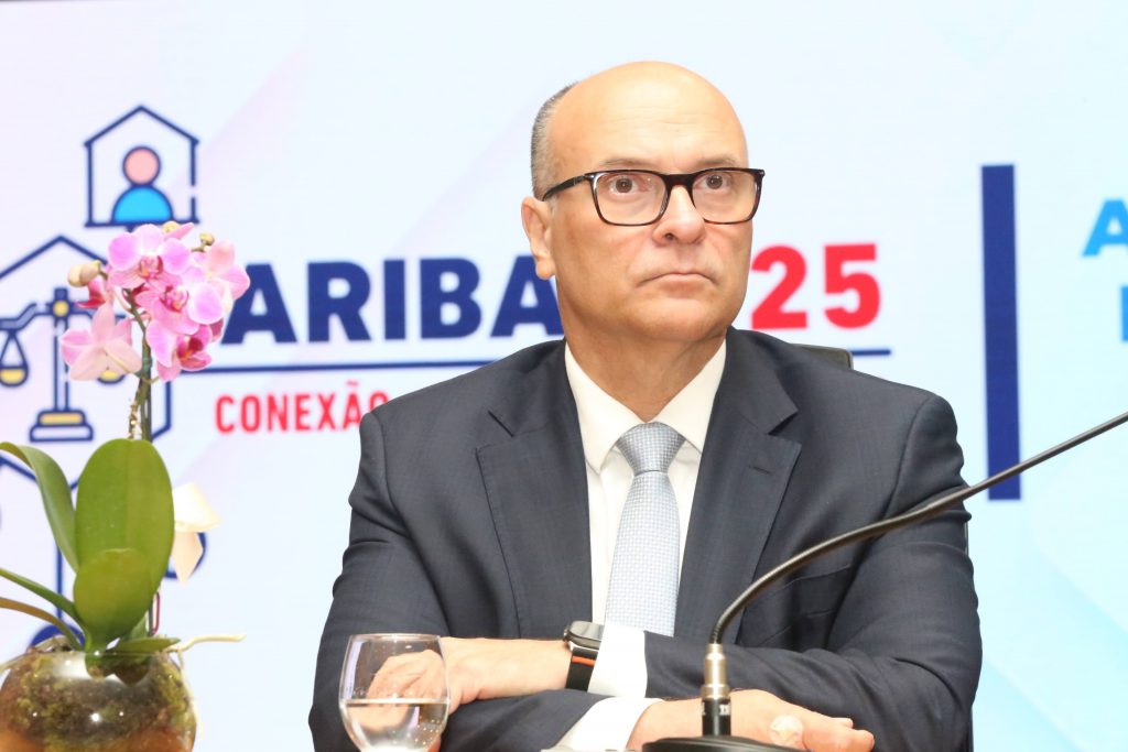 Magistrados do TJBA lideram painéis sobre gestão e inovação no ARIBA 2025