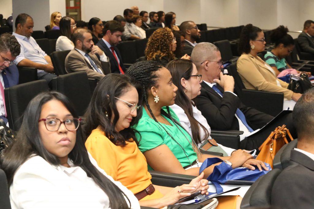 Magistrados do TJBA lideram painéis sobre gestão e inovação no ARIBA 2025