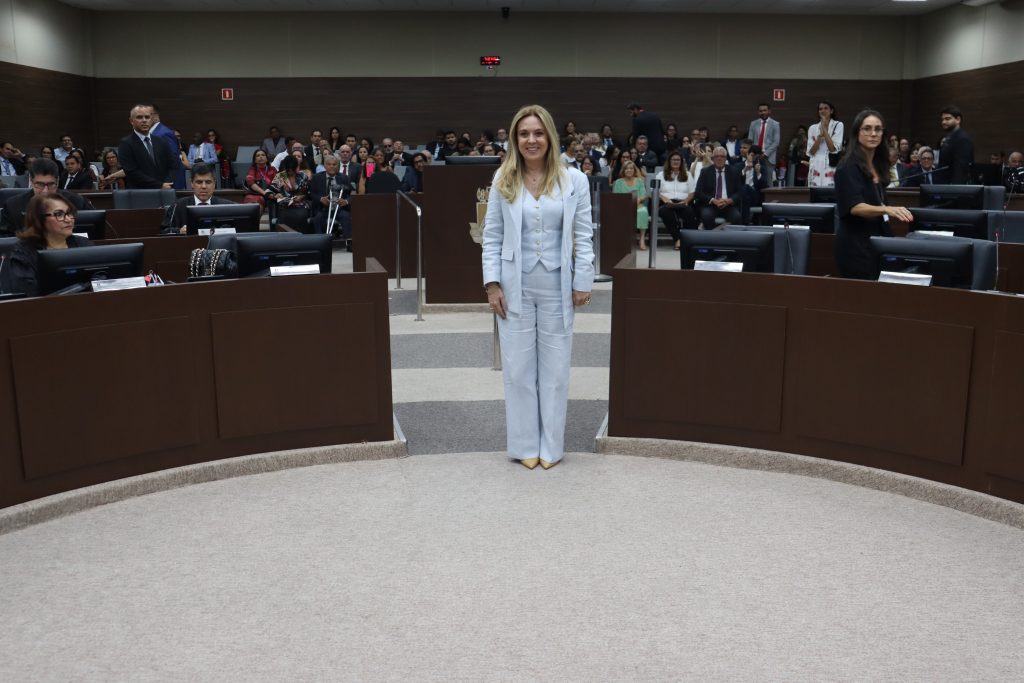 TJBA promove e empossa seis novos Desembargadores   
