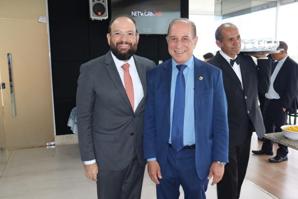 Desembargador Alberto Raimundo é homenageado por terreiro de Candomblé em reconhecimento à trajetória marcada pelo respeito à diversidade religiosa