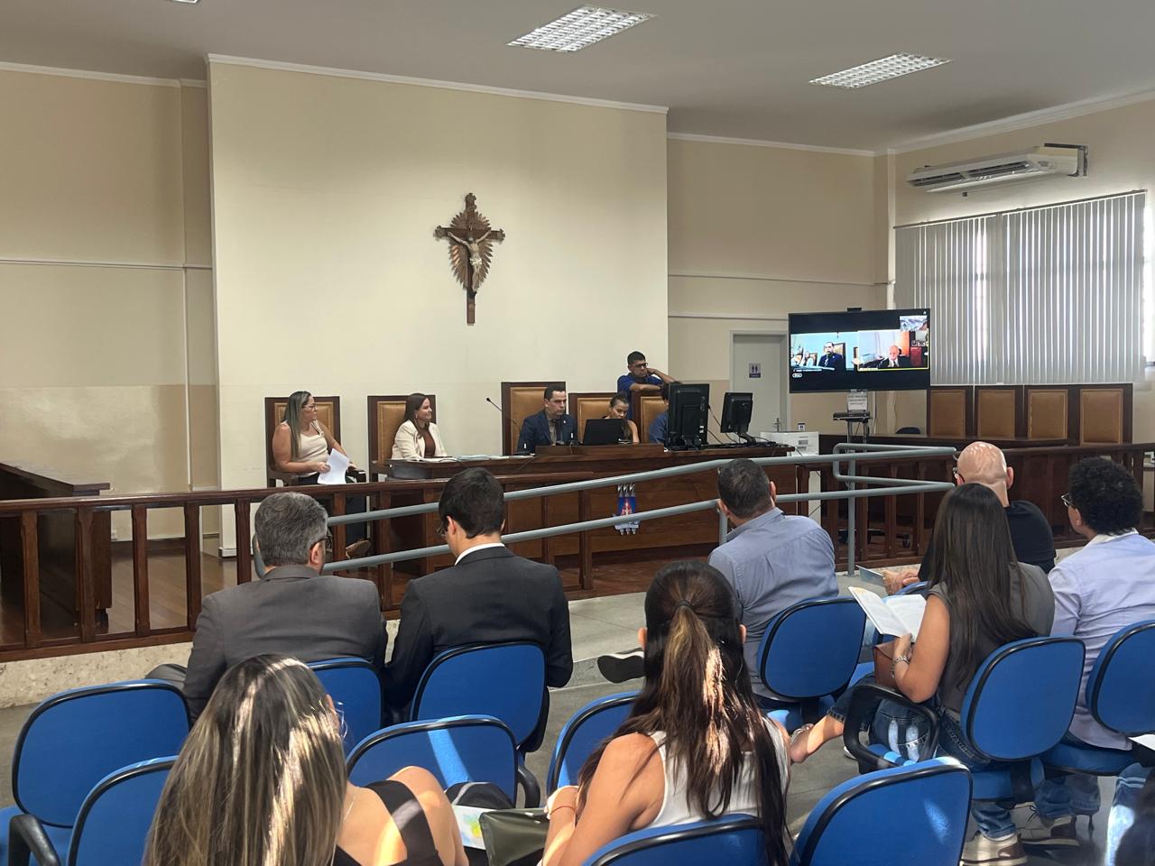 Evento da Vara da Infância e da Juventude de Jequié divulga o Projeto “Ser Dindo é Massa” e debate a implantação de um Centro de Reabilitação   