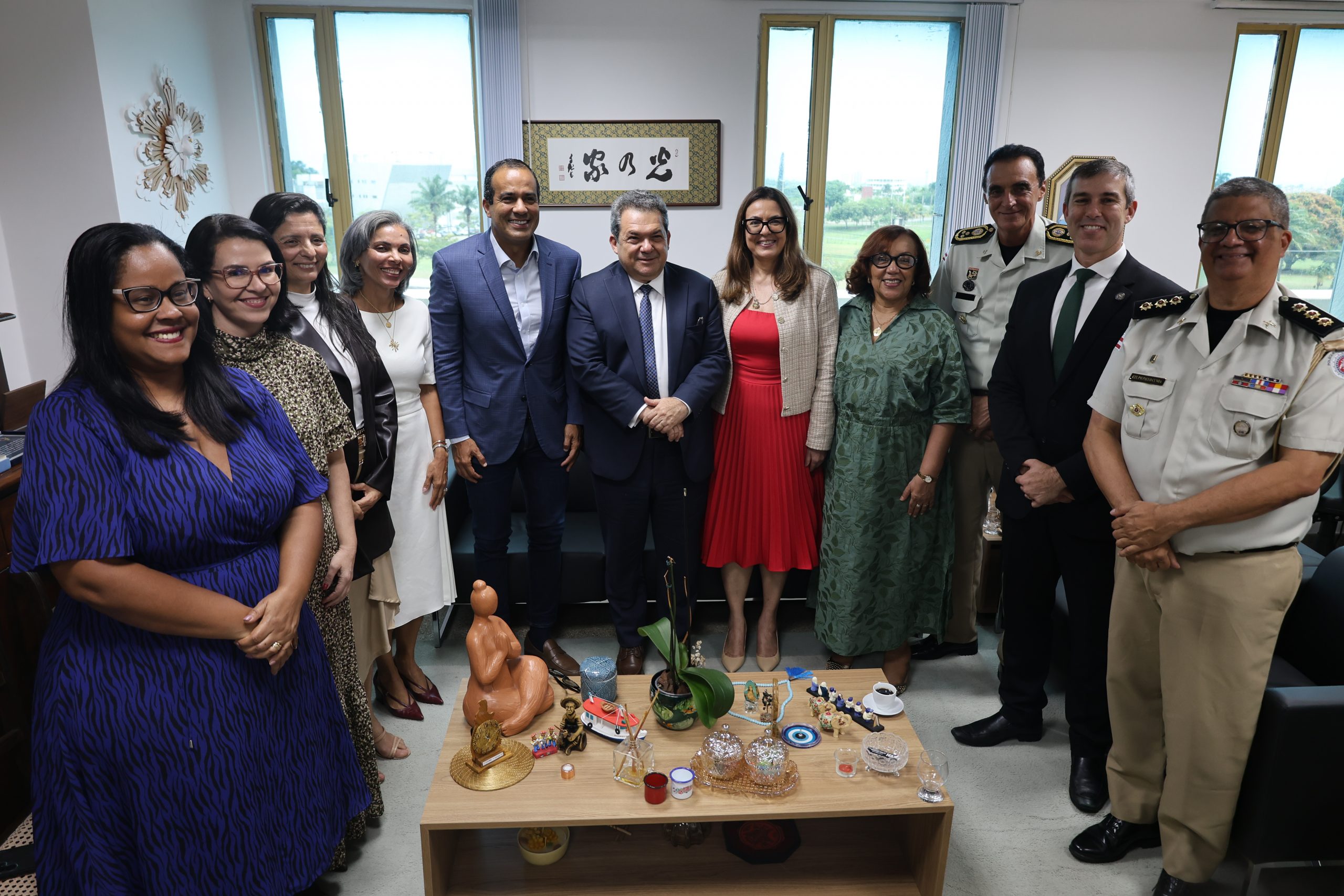 Desembargadora Marielza Brandão recebe Ministro do STJ para discutir políticas de pacificação social   