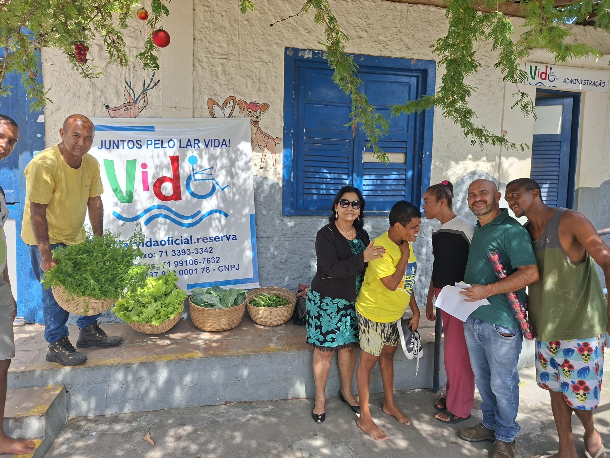 TJBA realiza última entrega do ano do Projeto Hortas ao Lar Vida   