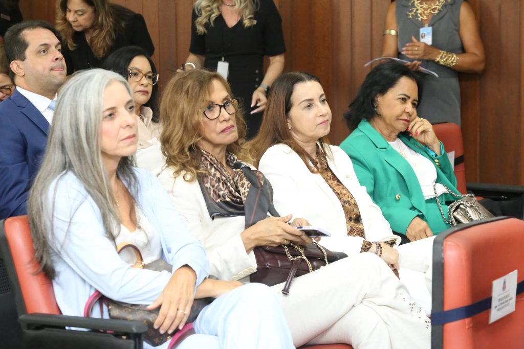 TJBA instala as primeiras Varas Regionais de Meio Ambiente e Conflitos Fundiários da Bahia; Presidente do STJ marca presença nas cerimônias de instalação