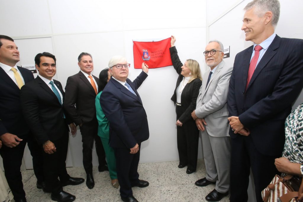TJBA instala as primeiras Varas Regionais de Meio Ambiente e Conflitos Fundiários da Bahia; Presidente do STJ marca presença nas cerimônias de instalação