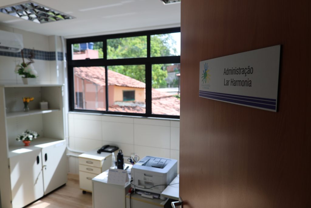 TJBA reinaugura Casa de Justiça e Cidadania na Fundação Lar Harmonia; espaço oferece serviços gratuitos de diversas instituições    