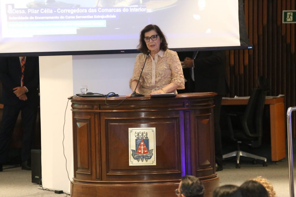 TJBA realiza solenidade de encerramento de curso sobre Serventias Extrajudiciais e condecora 46 personalidades com Medalha Des. Claudionor Ramos