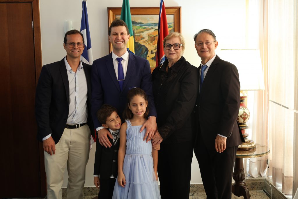 TJBA empossa quatro juízes após permutas com magistrados de outros Tribunais