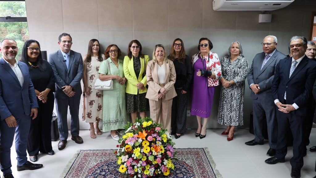 TJBA reinaugura Casa de Justiça e Cidadania na Fundação Lar Harmonia; espaço oferece serviços gratuitos de diversas instituições    