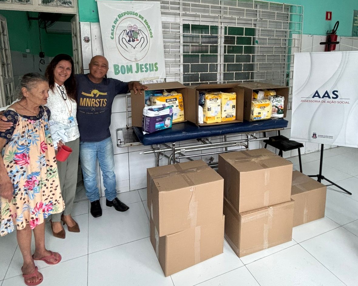 Assessoria de Ação Social realiza doação de fraldas geriátricas à Casa de Repouso Bom Jesus   
