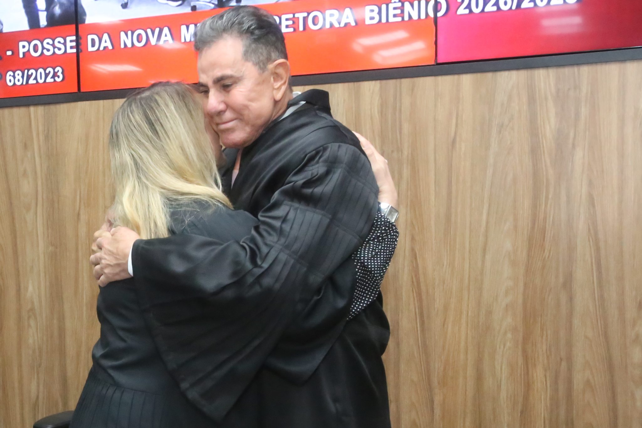 TJBA empossa nova Mesa Diretora para o biênio 2026-2028; Desembargador José Rotondano é o novo Presidente   