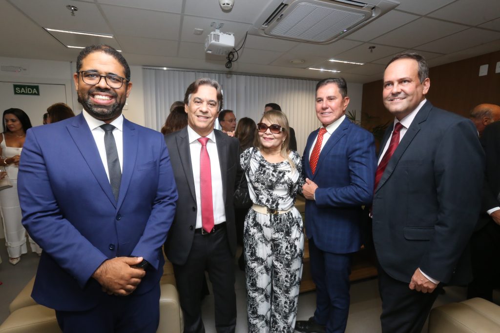 Desembargadores Geder Gomes e Rolemberg Costa tomam posse na Diretoria da Unicorp   