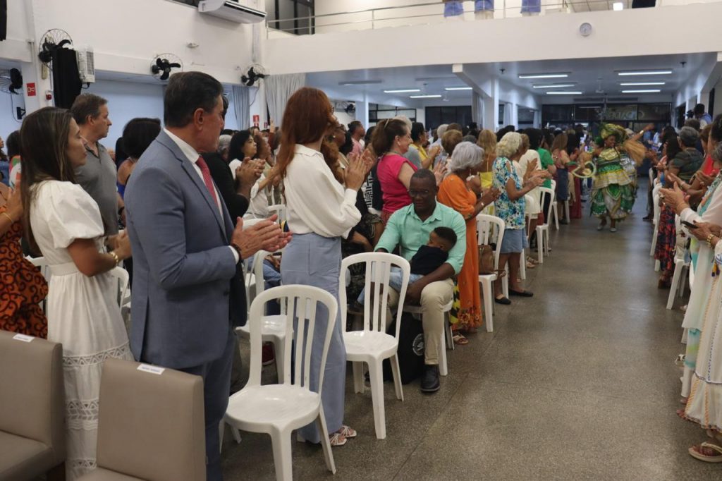 Presidente do TJBA participa de culto inter-religioso em celebração ao aniversário do Centro Espírita Cidade da Luz     