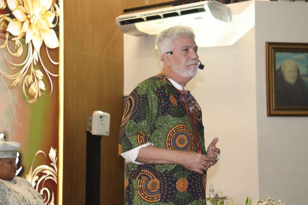 Presidente do TJBA participa de culto inter-religioso em celebração ao aniversário do Centro Espírita Cidade da Luz     