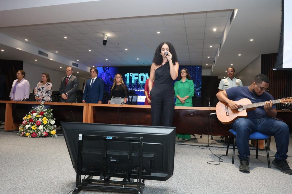 Violência contra a mulher no ambiente digital é tema do 1º Fórum de Violência Doméstica da Bahia (Fovid); evento reuniu autoridades estaduais e nacionais