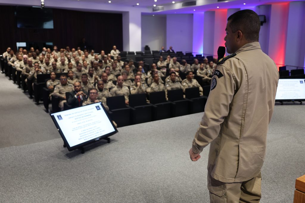 GSI apresenta balanço da gestão e homenageia Desembargadores durante Parada Geral promovida no TJBA