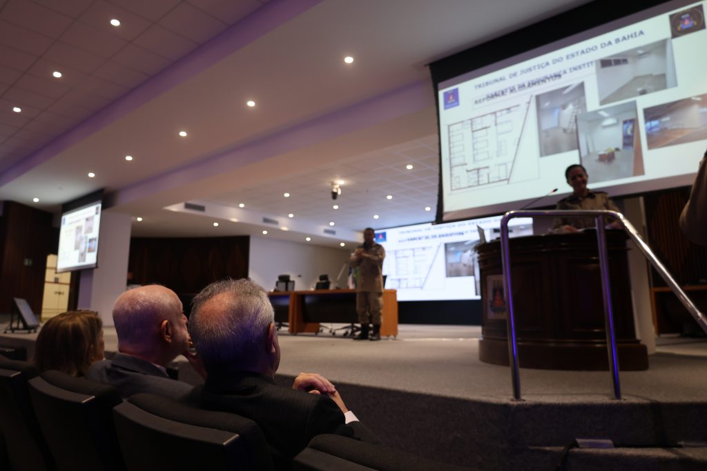 GSI apresenta balanço da gestão e homenageia Desembargadores durante Parada Geral promovida no TJBA